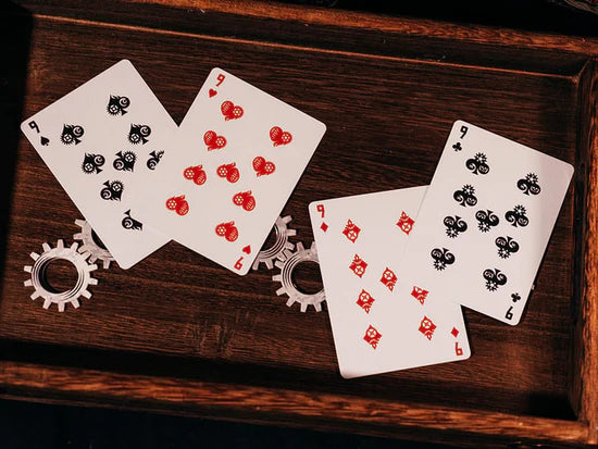 [A PEDIDO] Mortalis Machina - Premium Playing Cards
