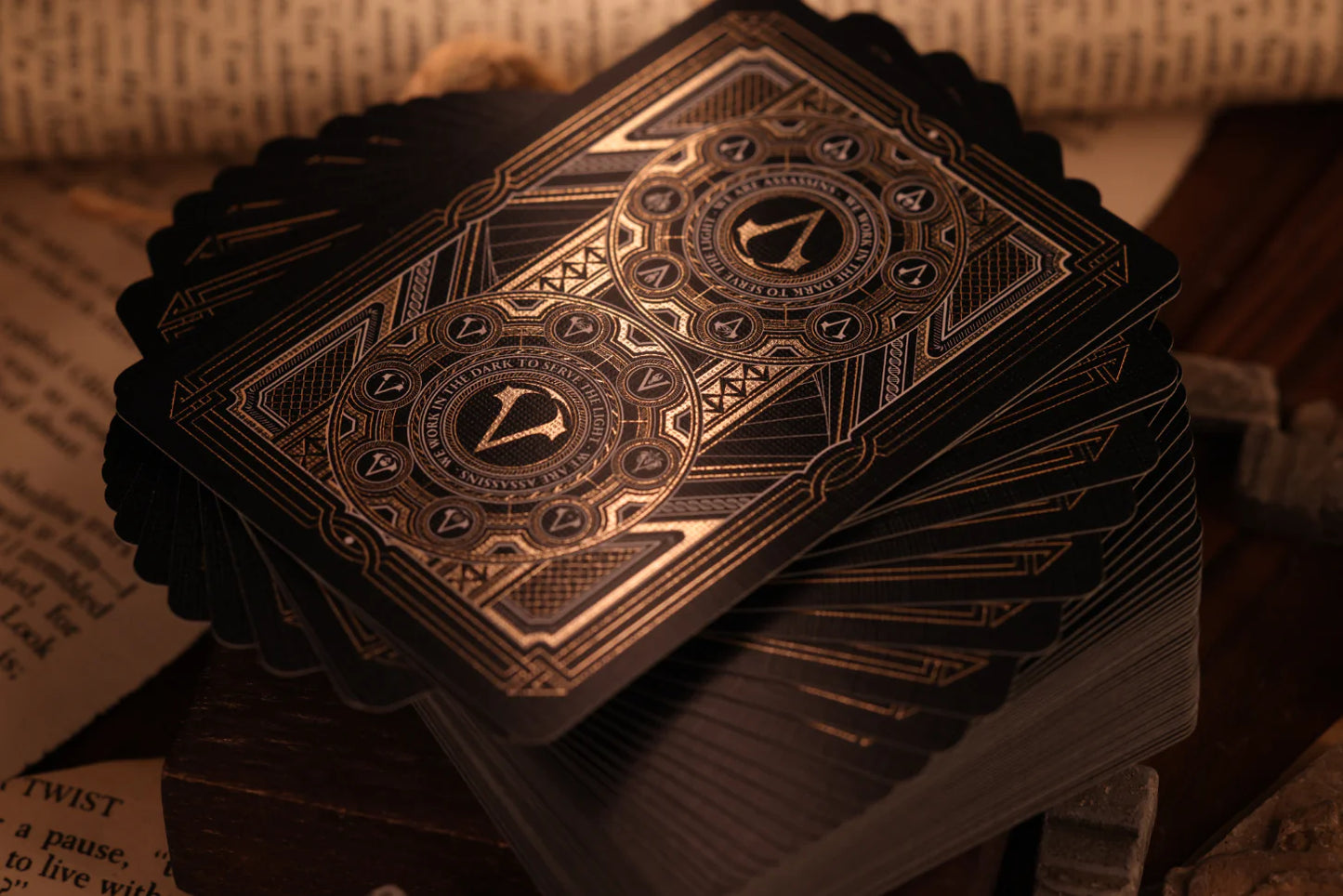 Assassins Creed Dorado Legacy Version 2 Onyx GRANATE (Hidden Blade) by Room one
