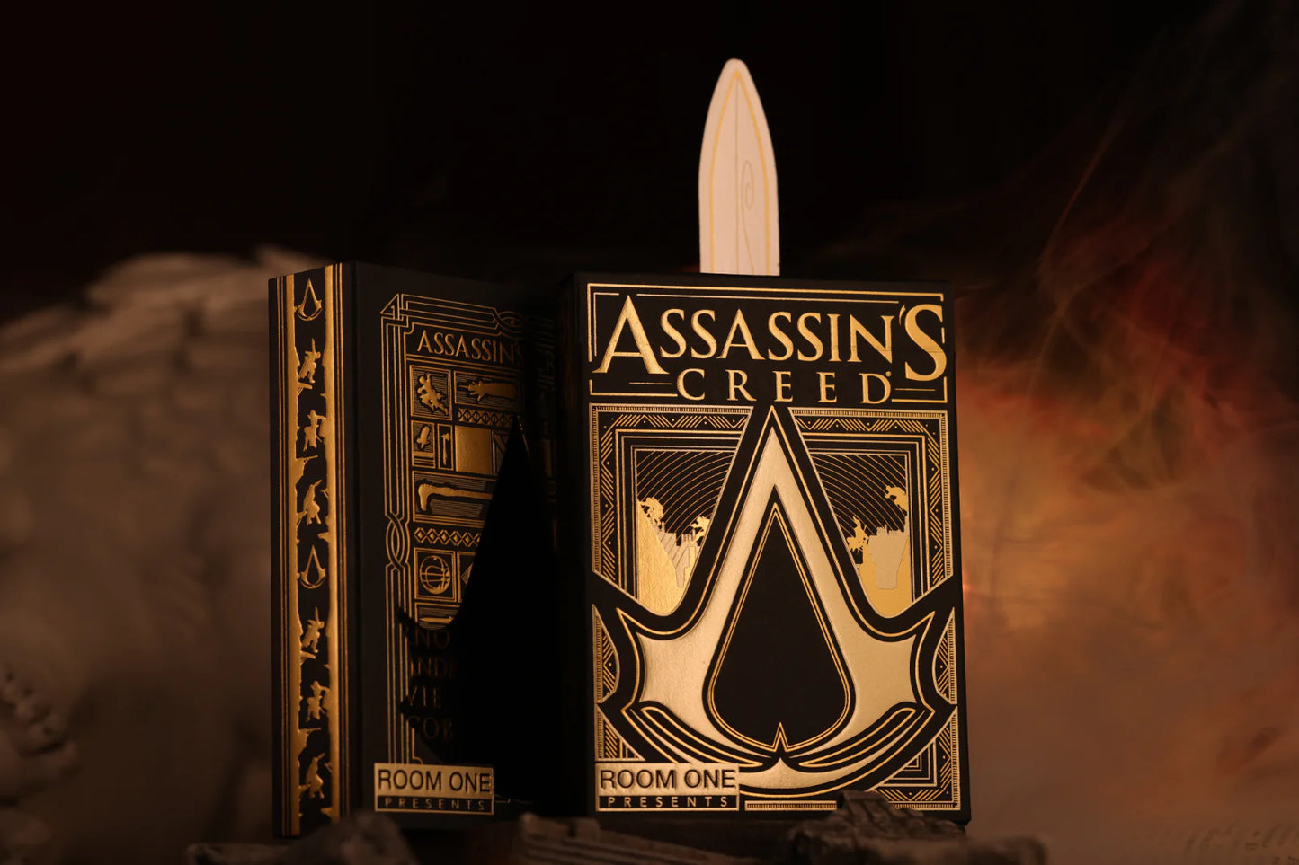 Assassins Creed Dorado Legacy Version 2 Onyx GRANATE (Hidden Blade) by Room one