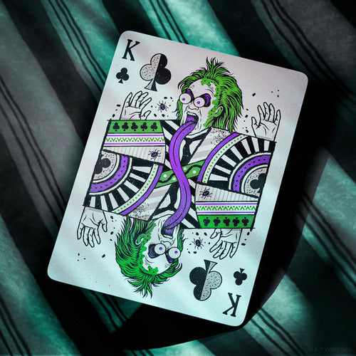 Baraja Beetlejuice By Theory11 Naipe Inglés Premium Poker Violeta Oscuro Inglés