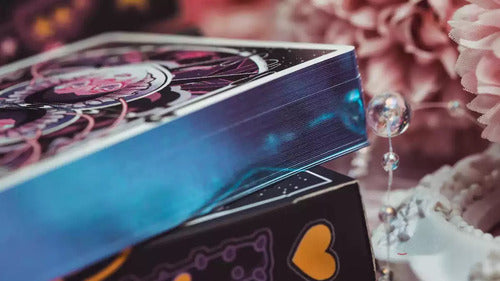 [A PEDIDO] Set Rebel Angels By King Star Pack Anime Poker Naipe Inglés Metalico Rebel Y Angel Inglés