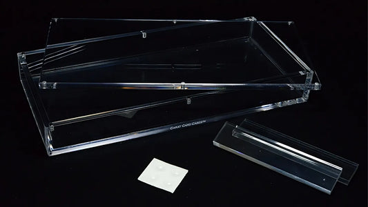 Caja Acrílico Para 3 Barajas Cierre Magnético Carat Case