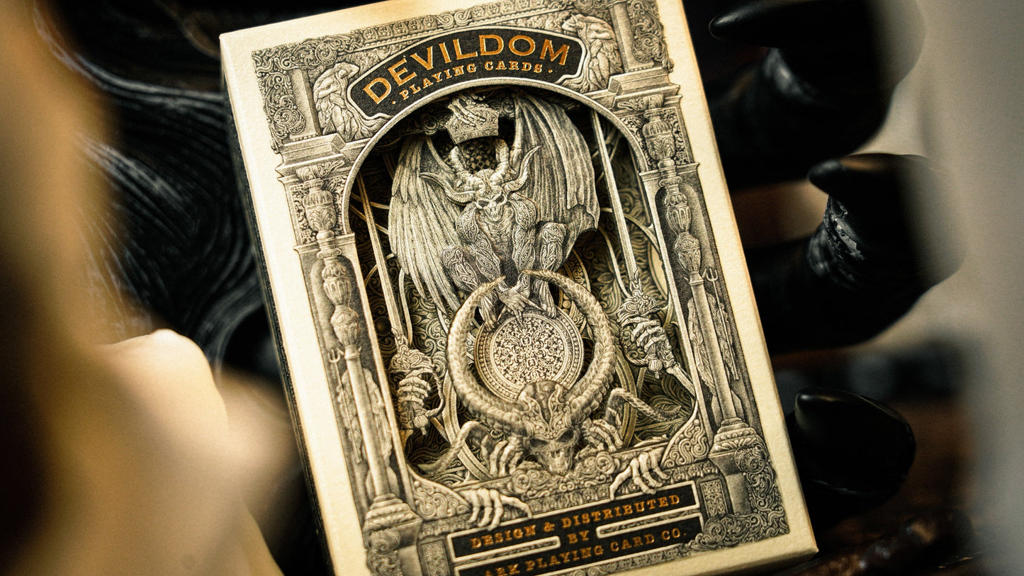 Set De 2 Barajas Devildom Classic Edition Box Póker By Ark Blanco Y Champagne Clásico Inglés