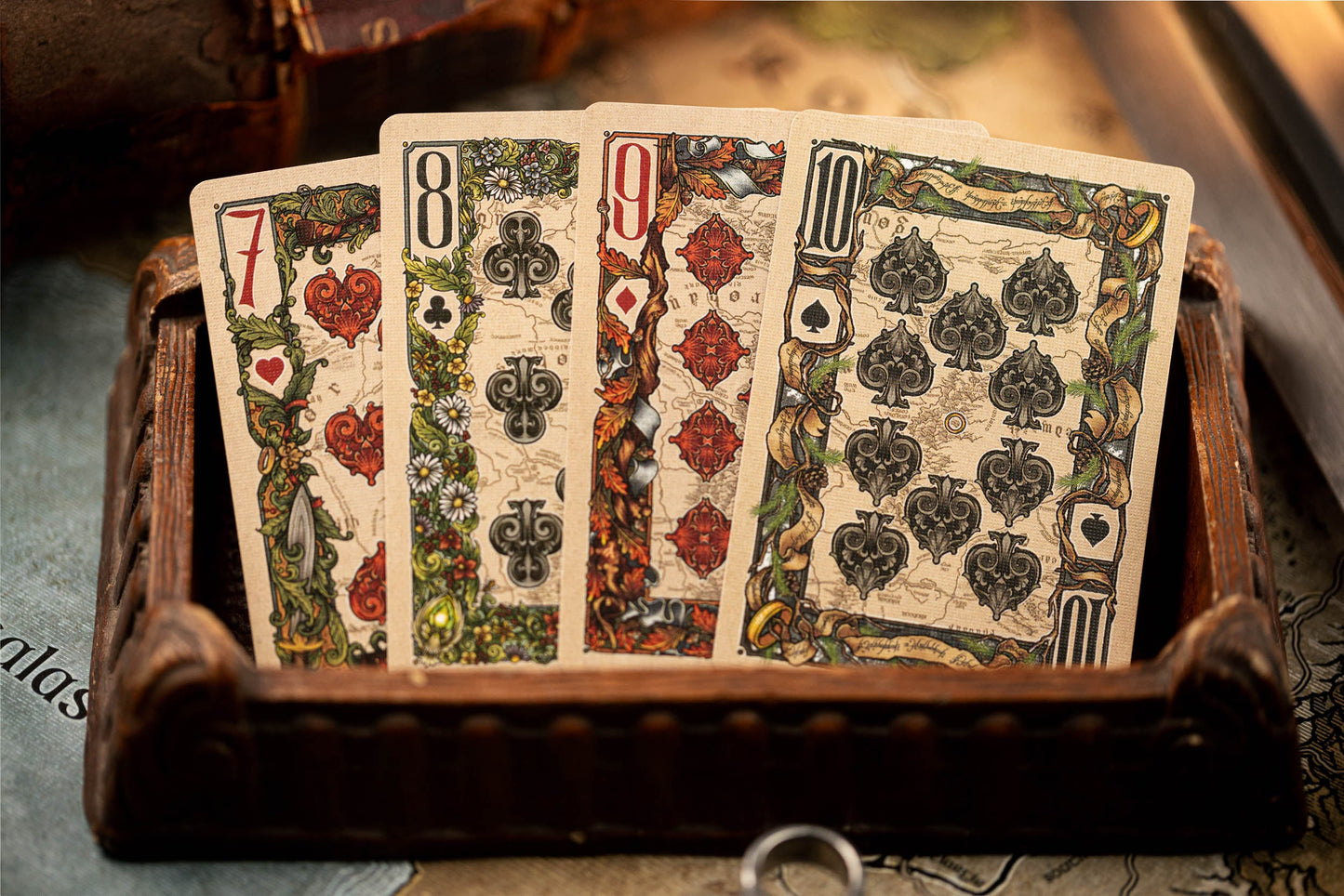 [A PEDIDO] Baraja El Señor de los Anillos- La Comunidad del Anillo - Estándar- Kings Wild Project