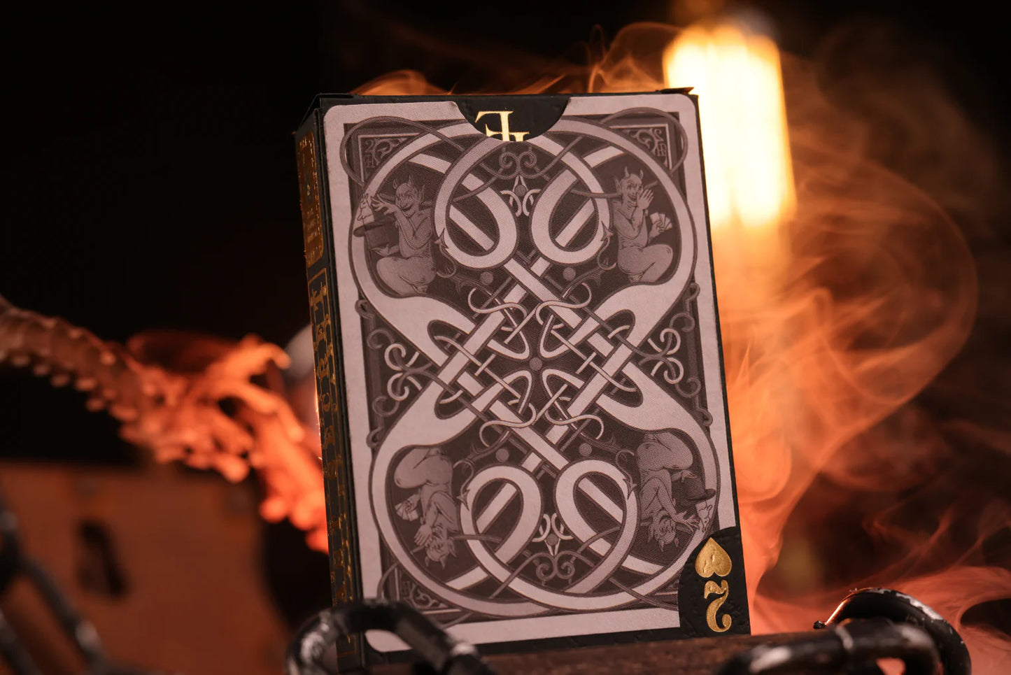 [A PEDIDO] Baraja de cartas El último secreto del mago - Edición de tréboles