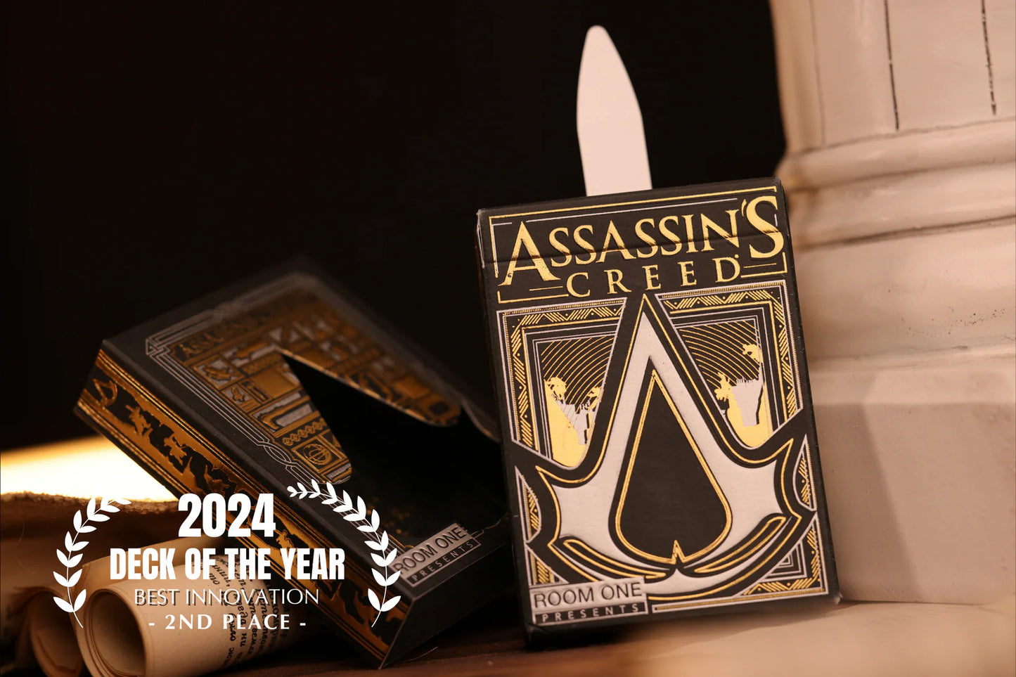 Assassin's Creed Legacy Plateado Hidden Blade Room One B/n Negro Black Hidden Blade Inglés