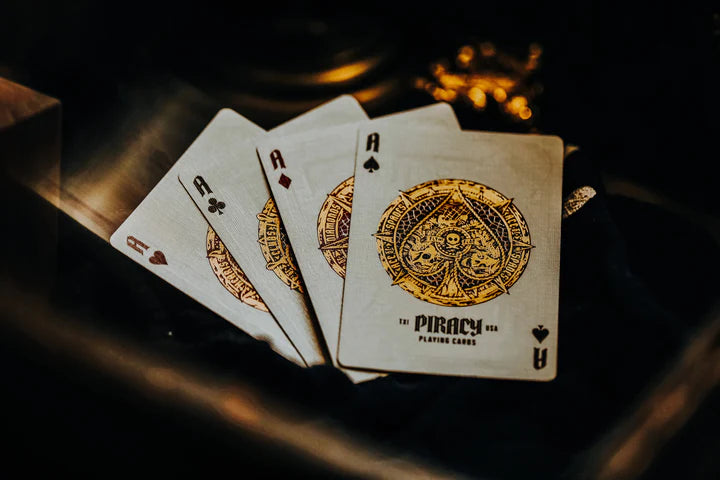Baraja Piracy By Peter Mackinon Theory 11 Naipe Inglés Poker