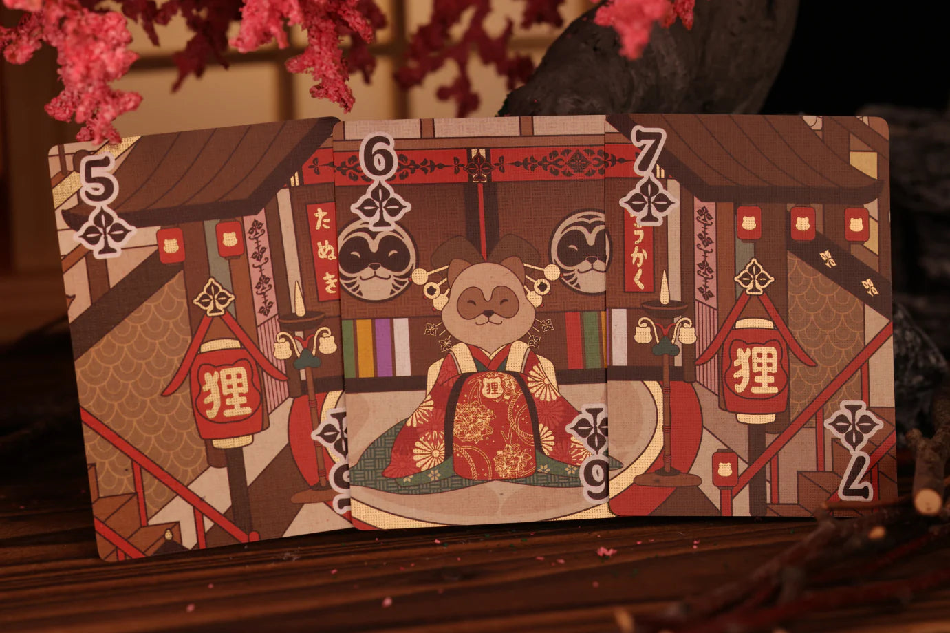 [A PEDIDO] Tanuki Yukaku Hanafuda LED Edition Rojo Naipe Inglés